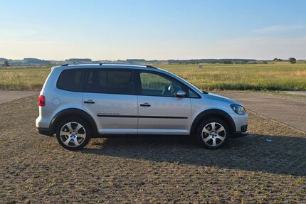 VW Touran 305.000 km 5.600 &euro; Heubach 73540