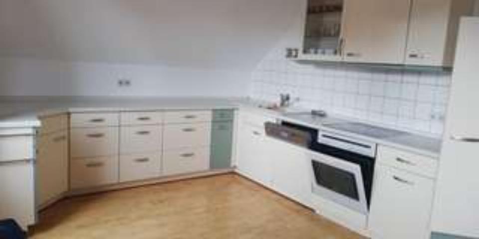 Dachgeschoßwohnung Schwäbisch Gmünd Bargau - 4 Zimmer, 100 m&sup2;, 850&euro; | Angebot:25428423