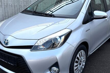 Toyota Yaris 69.000 km 9.800 &euro; Essingen­­­ 73457