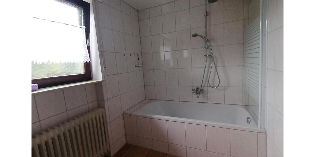 Einfamilienhaus Neresheim - 5 Zimmer, 146 m&sup2;, 1.350&euro; | Angebot:27617700