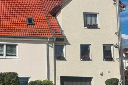 Haus Aalen Attenhofen - 7 Zimmer, 100 m&sup2;, 1.800&euro; | Angebot:25728521