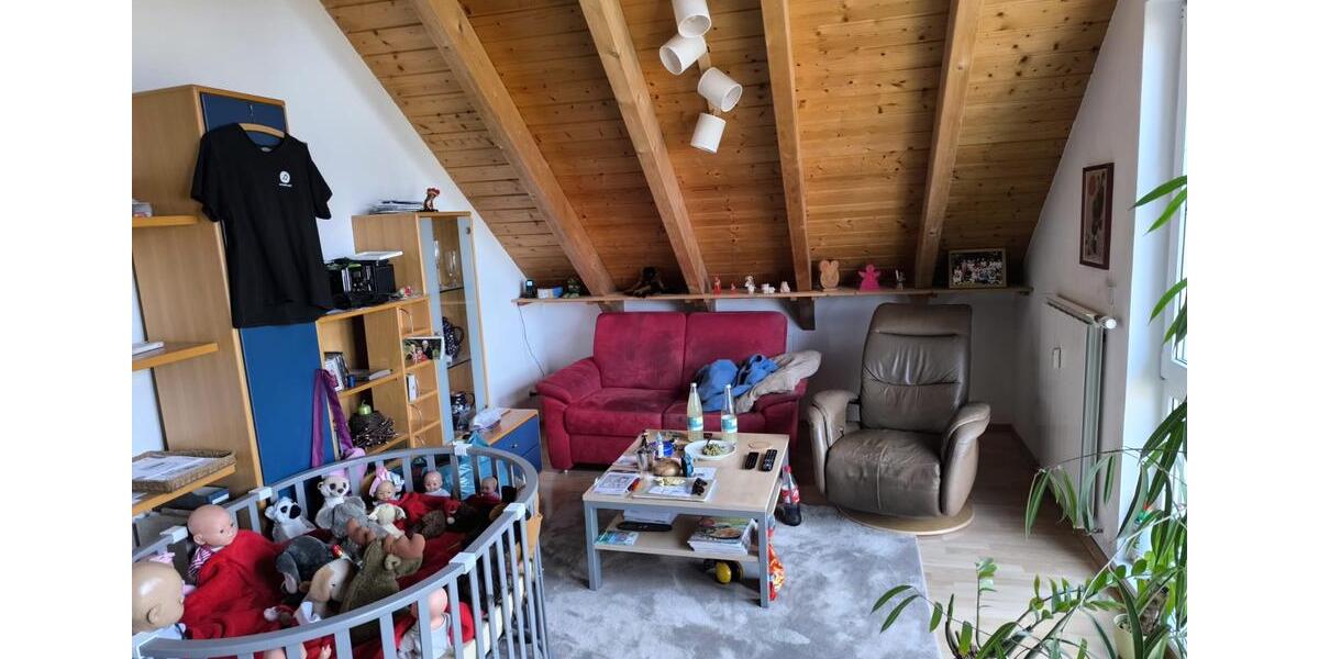 Dachgeschoßwohnung Mutlangen - 3 Zimmer, 73 m&sup2;, 690&euro; | Angebot:26032180