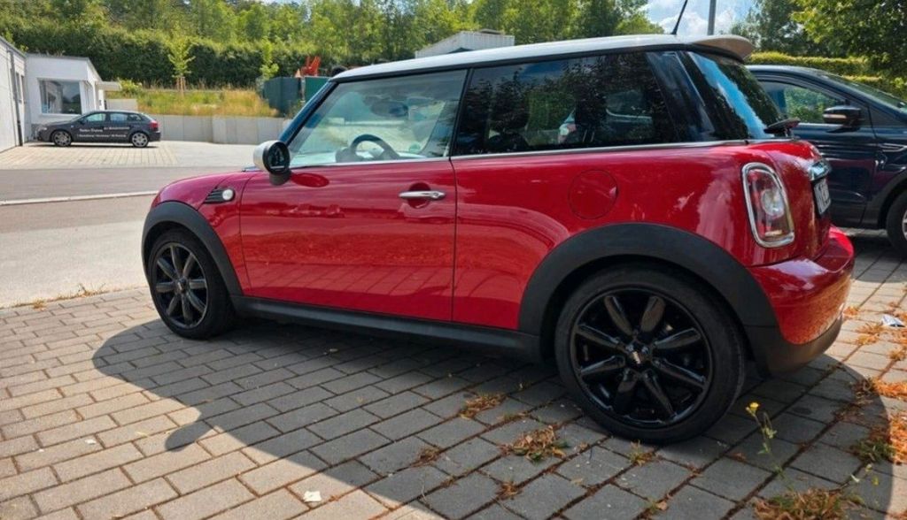 Mini Cooper D 200.500 km 3.190 &euro; MÖGGLINGEN 73563