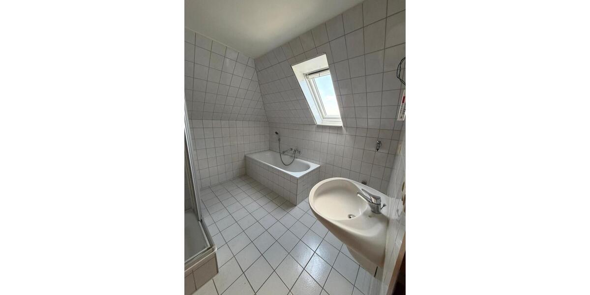 Etagenwohnung Aalen - 5 Zimmer, 120 m&sup2;, 1.500&euro; | Angebot:25920934