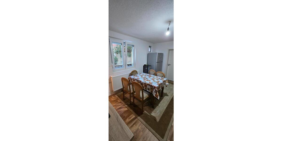 Erdgeschoßwohnung Giengen an der Brenz - 1 Zimmer, 90 m&sup2;, 430&euro; | Angebot:25932424