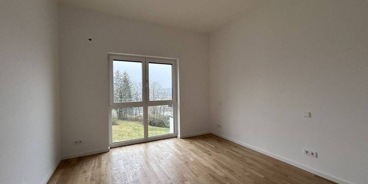 Etagenwohnung Aalen Unterkochen - 2 Zimmer, 76 m&sup2;, 1.100&euro; | Angebot:25701400