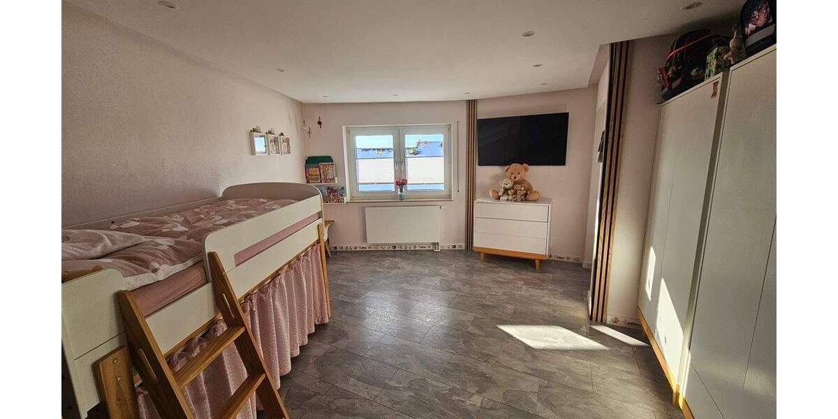 Etagenwohnung Heidenheim an der Brenz Innenstadt - 3 Zimmer, 96 m&sup2;, 355.000&euro; | Angebot:25678748