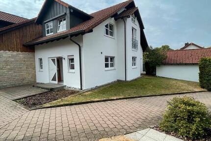 Haus Essingen - 4 Zimmer, 120 m&sup2;, 1.130&euro; | Angebot:27620258