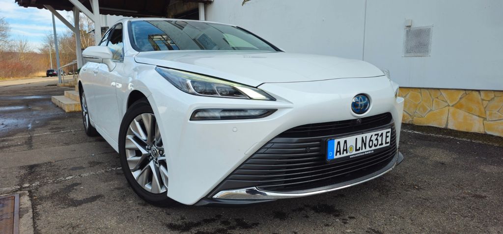 Toyota Mirai 220.545 km 11.999 &euro; Aalen 73431