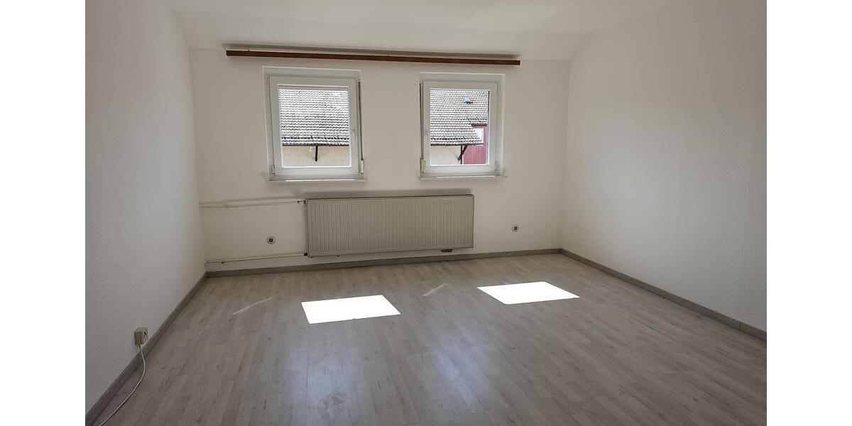 Doppelhaushälfte Nattheim - 7 Zimmer, 167 m&sup2;, 1.490&euro; | Angebot:22624872