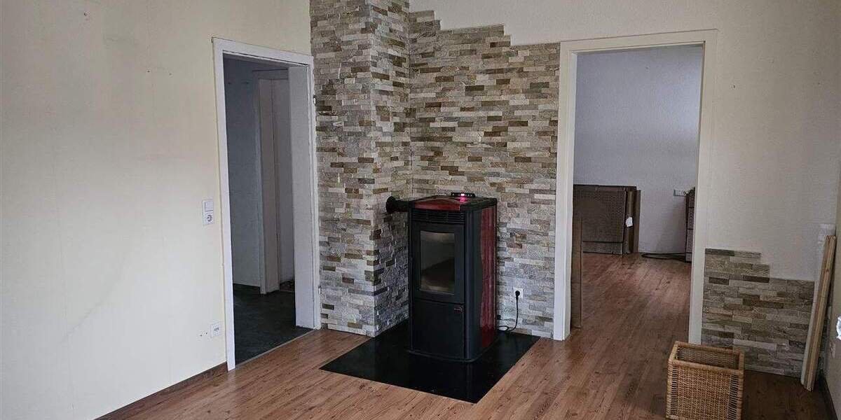 Reihenendhaus Heidenheim an der Brenz Innenstadt - 6 Zimmer, 121 m&sup2;, 310.000&euro; | Angebot:25740403