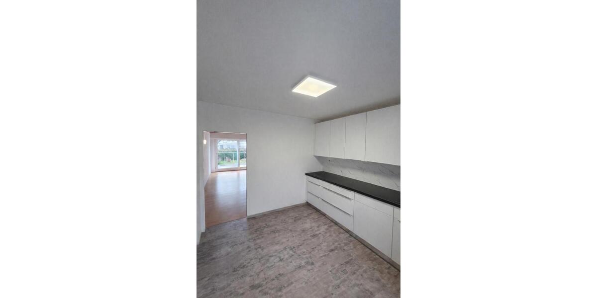 Reihenhaus Schwäbisch Gmünd - 7 Zimmer, 139 m&sup2;, 1.500&euro; | Angebot:26618242
