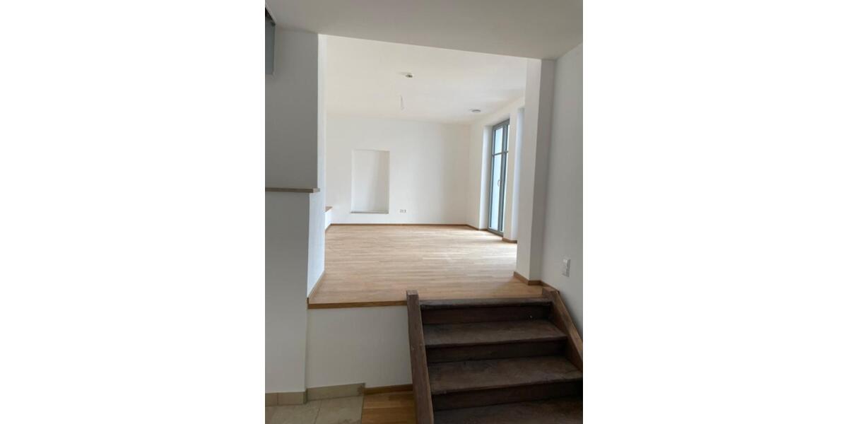 Erdgeschoßwohnung Nördlingen - 3.5 Zimmer, 105 m&sup2;, 1.260&euro; | Angebot:25790633