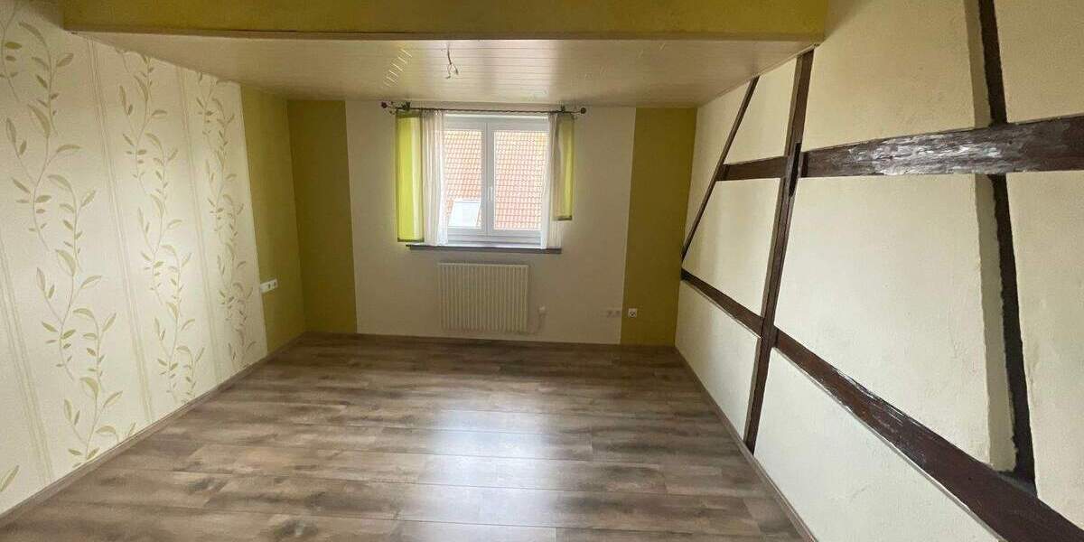 Einfamilienhaus Kirchheim am Ries Kirchheim - 5 Zimmer, 134 m&sup2;, 285.000&euro; | Angebot:25678637