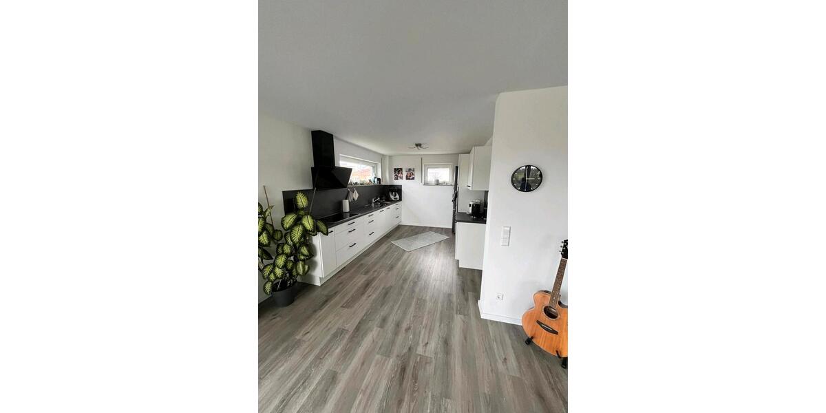 Etagenwohnung Jagstzell - 3.5 Zimmer, 104 m&sup2;, 1.000&euro; | Angebot:25948418