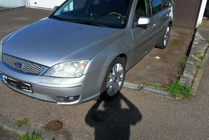Ford Mondeo 198.400 km 3.000 &euro; Schwäbisch Gmünd 73527
