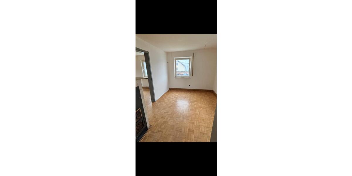 Etagenwohnung Täferrot - 4 Zimmer, 85 m&sup2;, 950&euro; | Angebot:26354843