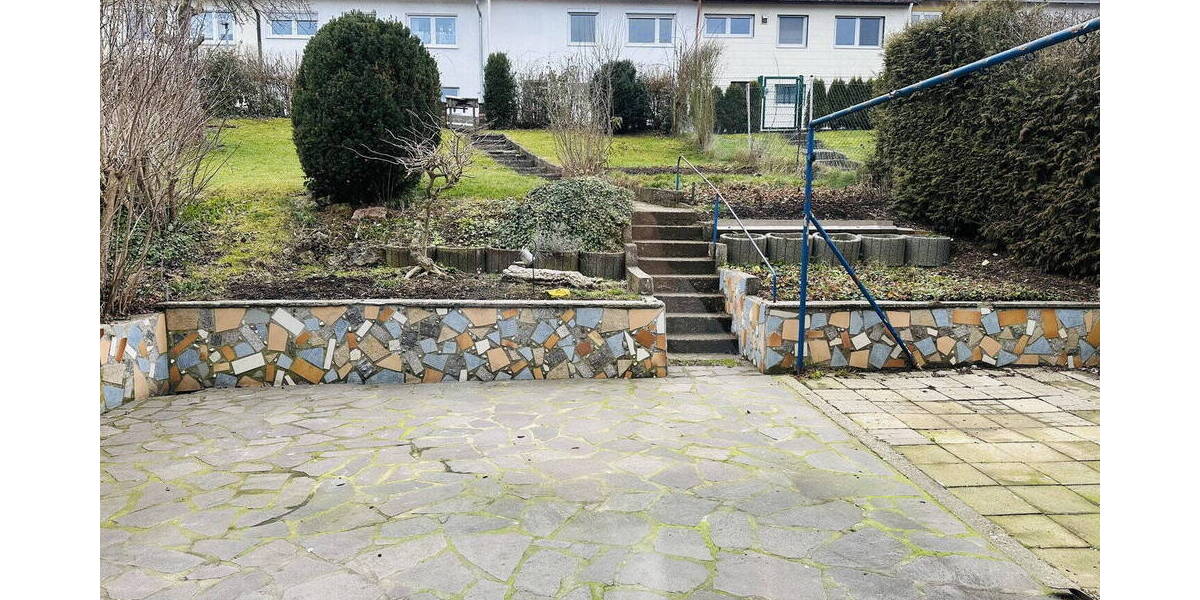 Reihenmittelhaus Aalen Unterkochen - 5 Zimmer, 115 m&sup2;, 260.000&euro; | Angebot:25969717