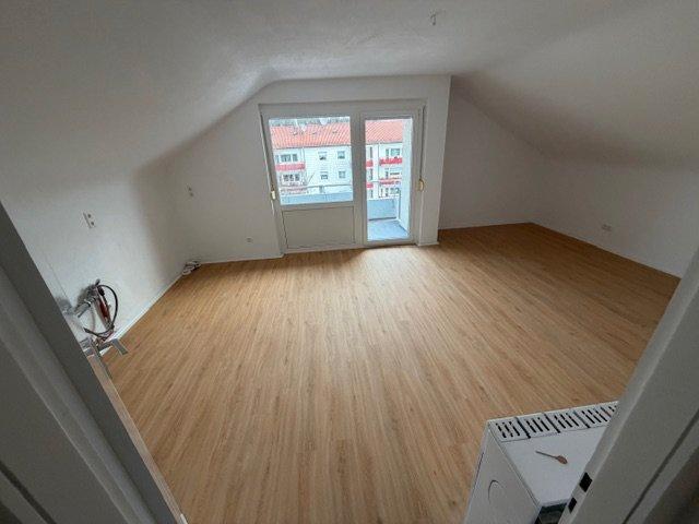 Dachgeschoßwohnung Täferrot - 2 Zimmer, 45 m&sup2;, 138.000&euro; | Angebot:26420119