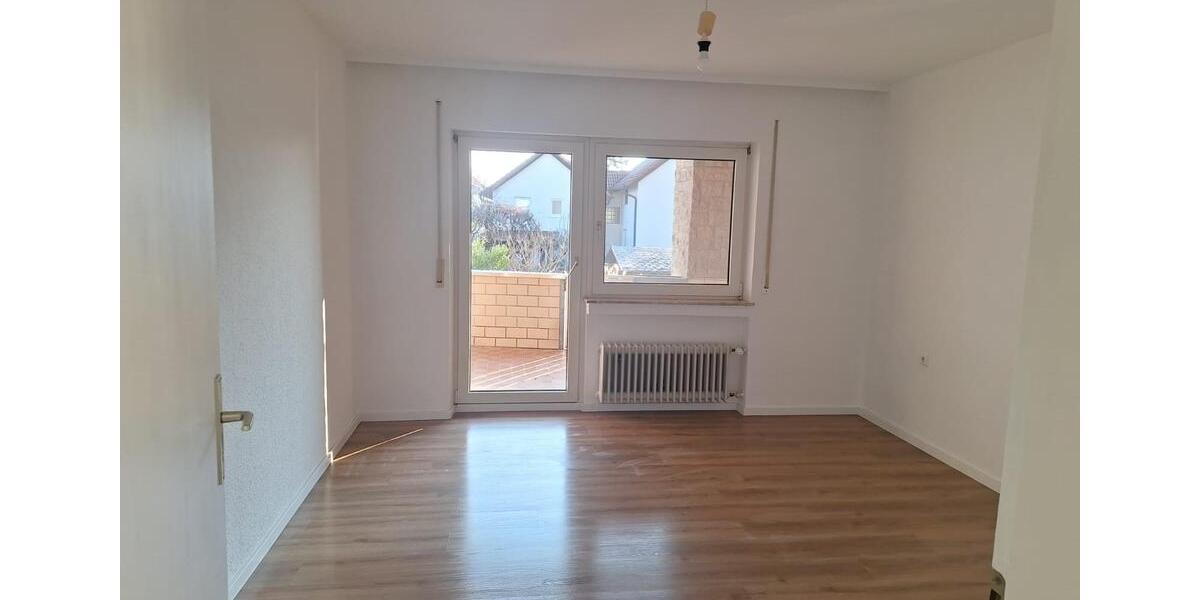 Erdgeschoßwohnung Aalen Dewangen - 5.5 Zimmer, 138 m&sup2;, 1.380&euro; | Angebot:25792700