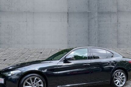 Alfa Romeo Giulia 2.650 km 34.400 &euro; Bopfingen 73441