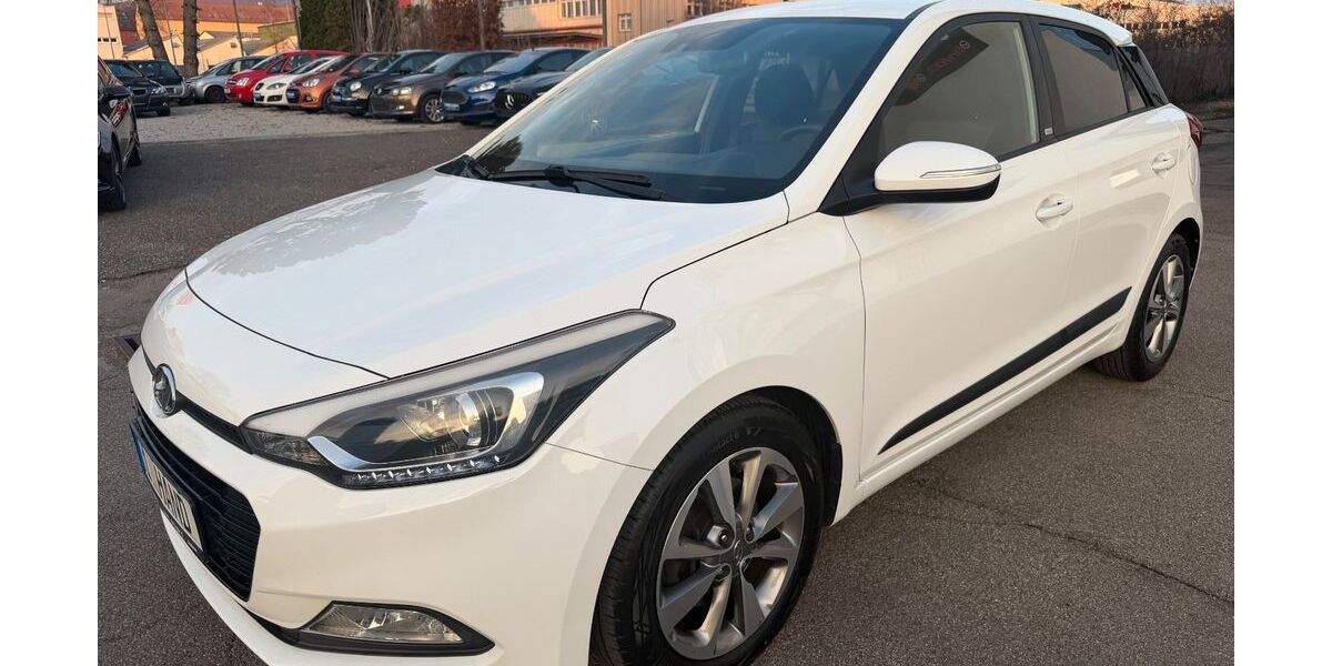 Hyundai i20 91.000 km 10.990 &euro; Aalen 73431