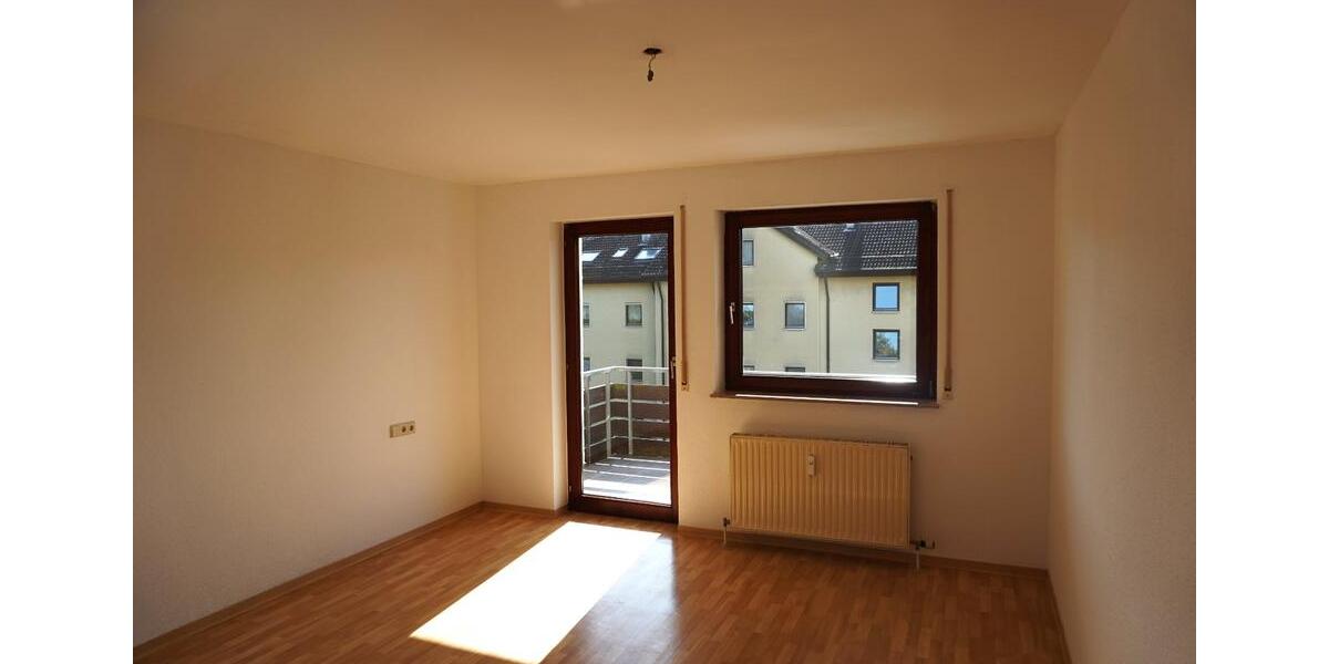 Etagenwohnung Heidenheim an der Brenz - 3 Zimmer, 80 m&sup2;, 850&euro; | Angebot:24847894