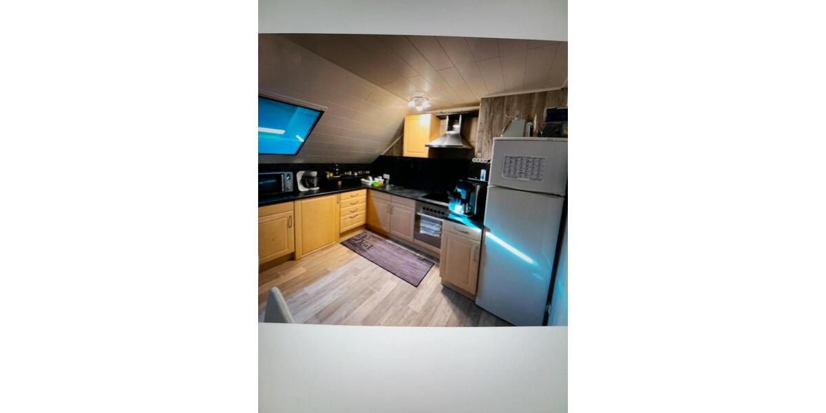 Dachgeschoßwohnung Unterschneidheim - 3 Zimmer, 90 m&sup2;, 890&euro; | Angebot:24704744