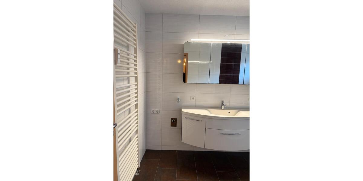 Etagenwohnung Schwäbisch Gmünd Bargau - 4 Zimmer, 93 m&sup2;, 265.000&euro; | Angebot:25456903