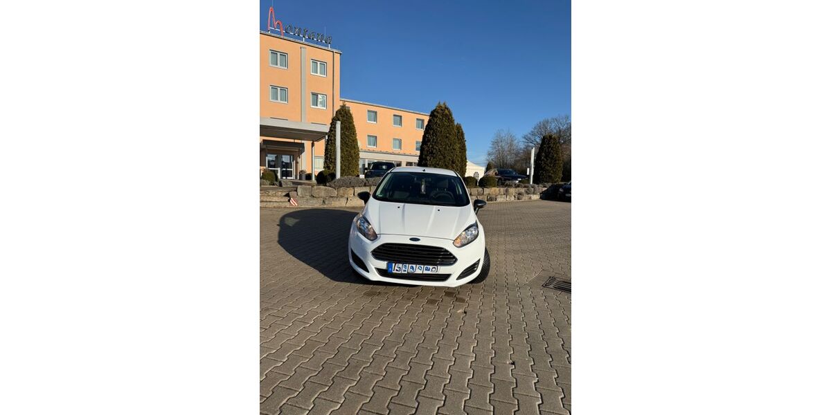 Ford Fiesta 53.200 km 5.999 &euro; Ellwangen 73479