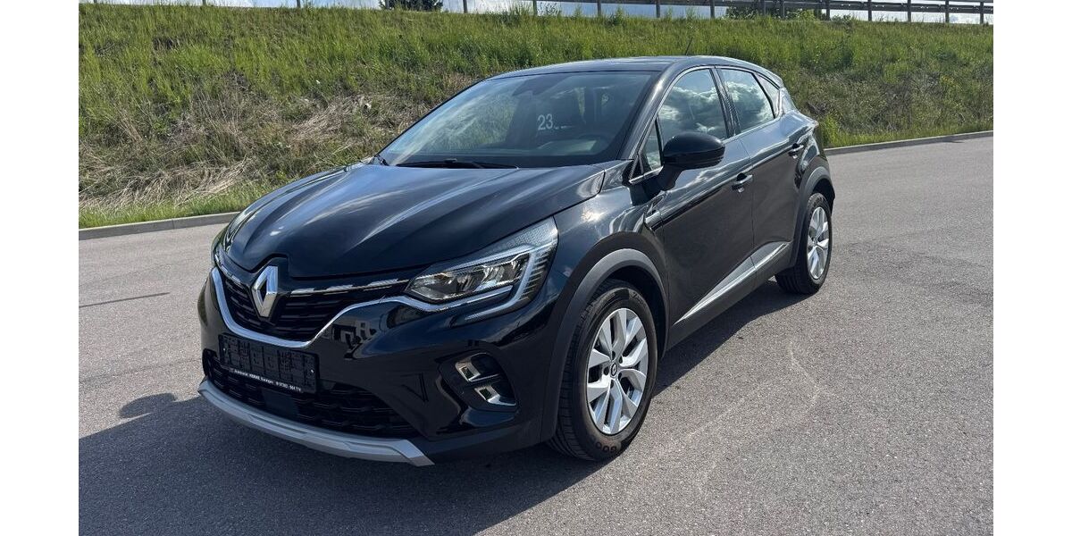 Renault Captur 124.000 km 14.500 &euro; Essingen­­­ 73457