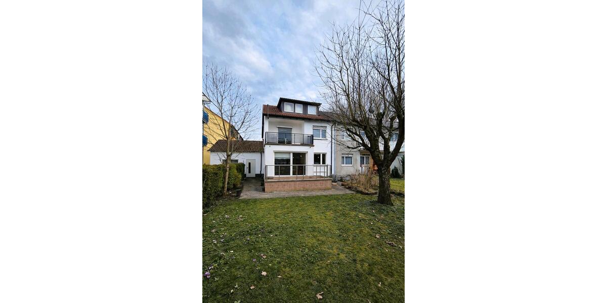 Reihenhaus Schwäbisch Gmünd - 7 Zimmer, 139 m&sup2;, 1.500&euro; | Angebot:26618242