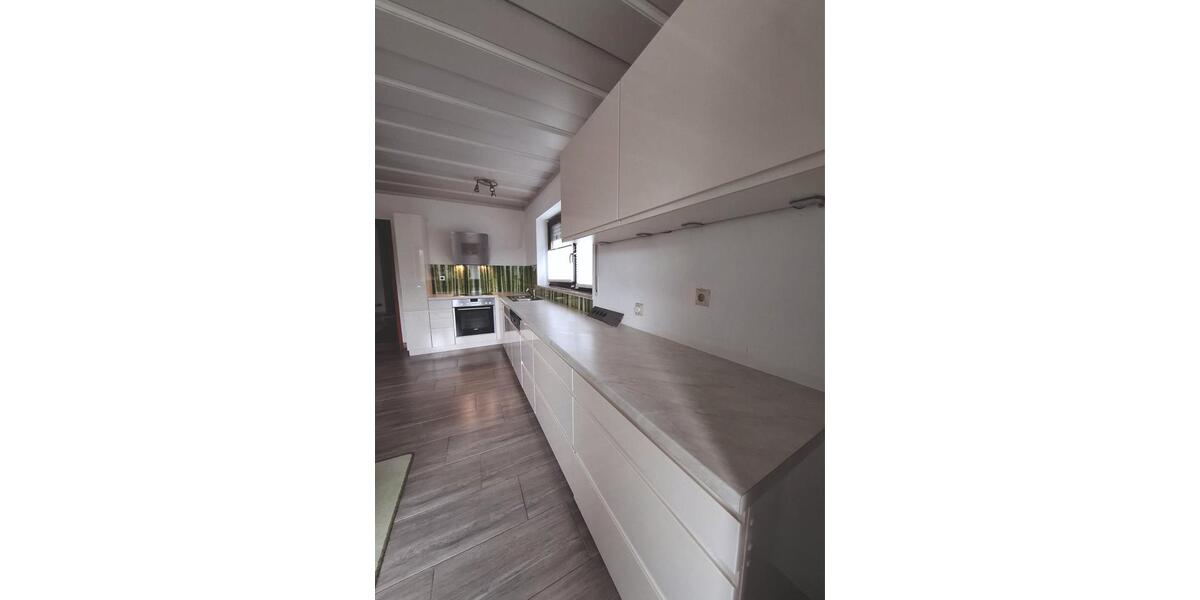 Etagenwohnung Oberkochen - 4.5 Zimmer, 150 m&sup2;, 1.110&euro; | Angebot:26670365