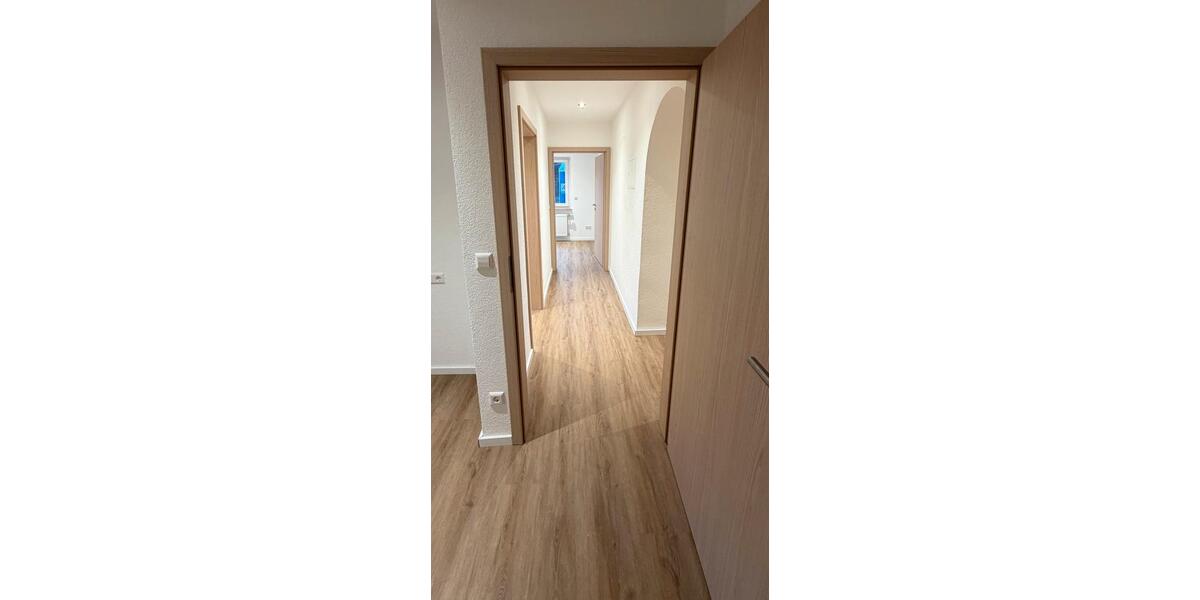 Erdgeschoßwohnung Mutlangen - 4 Zimmer, 110 m&sup2;, 1.300&euro; | Angebot:25843420