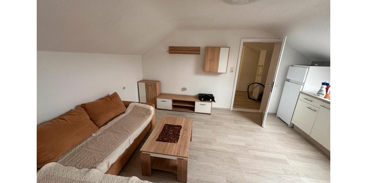 Dachgeschoßwohnung Aalen Attenhofen - 2.5 Zimmer, 50 m&sup2;, 700&euro; | Angebot:26519409