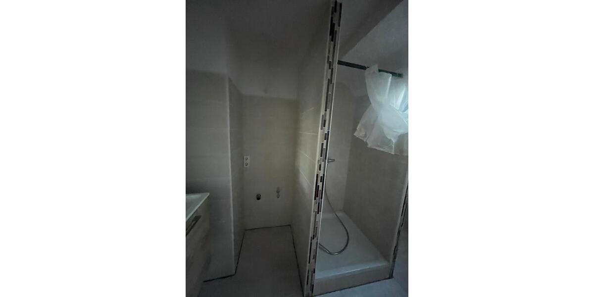 Dachgeschoßwohnung Aalen - 2 Zimmer, 70 m&sup2;, 550&euro; | Angebot:25239760