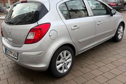 Opel Corsa 140.650 km 2.650 &euro; Schwäbich Gmünd 73525