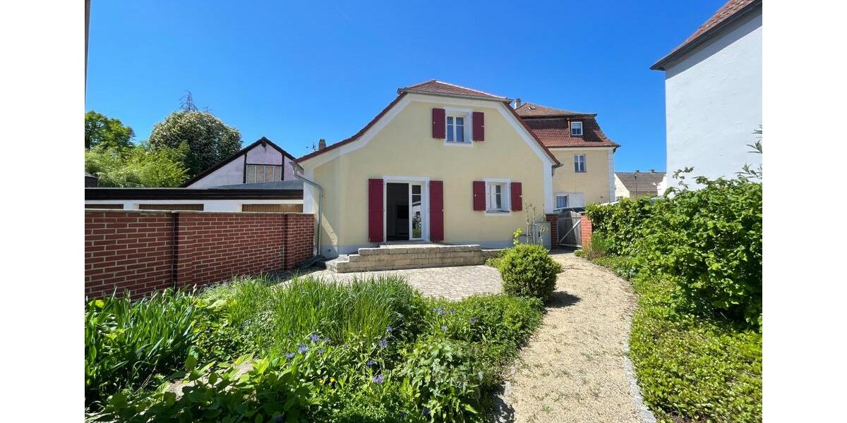 Einfamilienhaus Wallerstein - 4 Zimmer, 100 m&sup2;, 1.250&euro; | Angebot:25329413