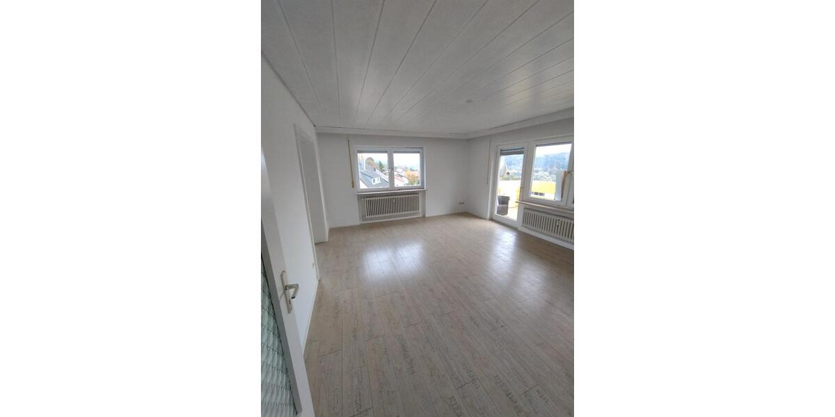 Erdgeschoßwohnung Lorch - 3.5 Zimmer, 85 m&sup2;, 825&euro; | Angebot:25414593