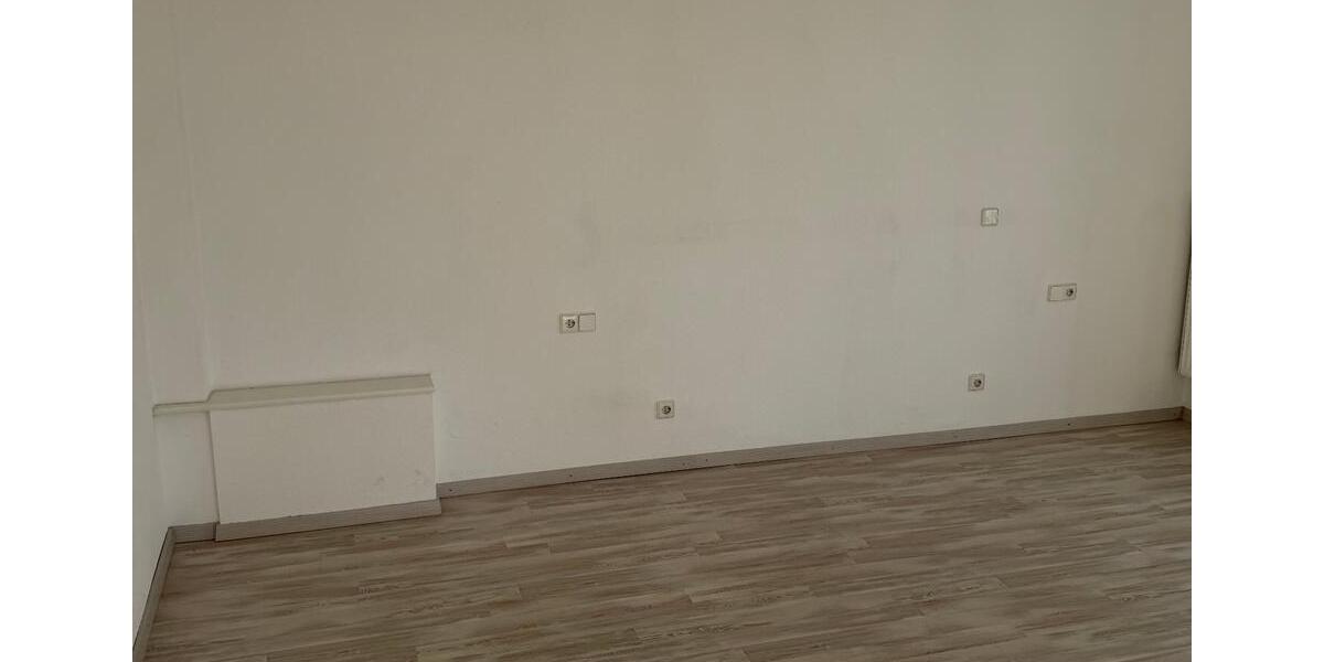 Etagenwohnung Hüttlingen - 3 Zimmer, 100 m&sup2;, 950&euro; | Angebot:25641317