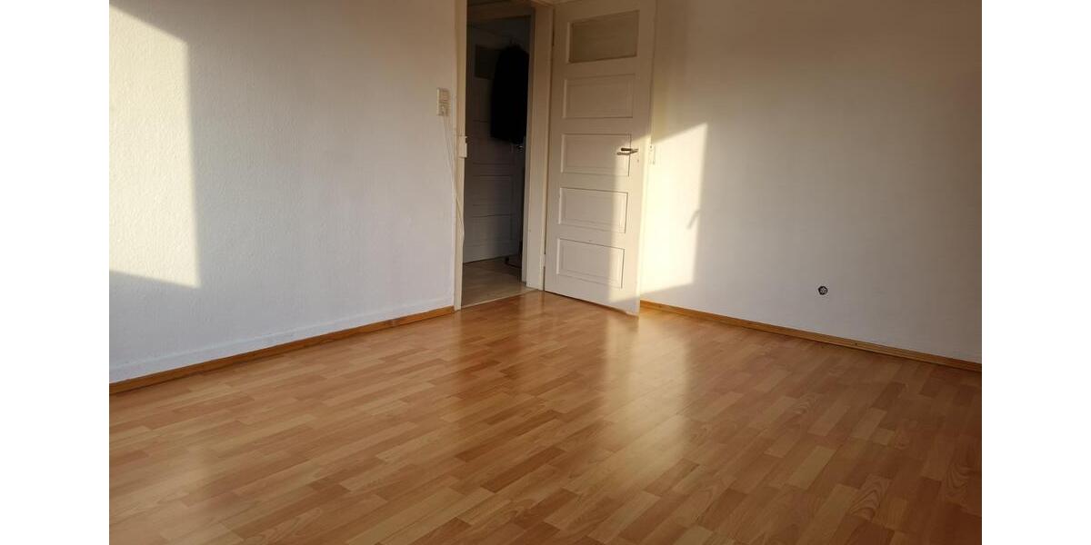Etagenwohnung Waldstetten - 3 Zimmer, 67 m&sup2;, 700&euro; | Angebot:25523158
