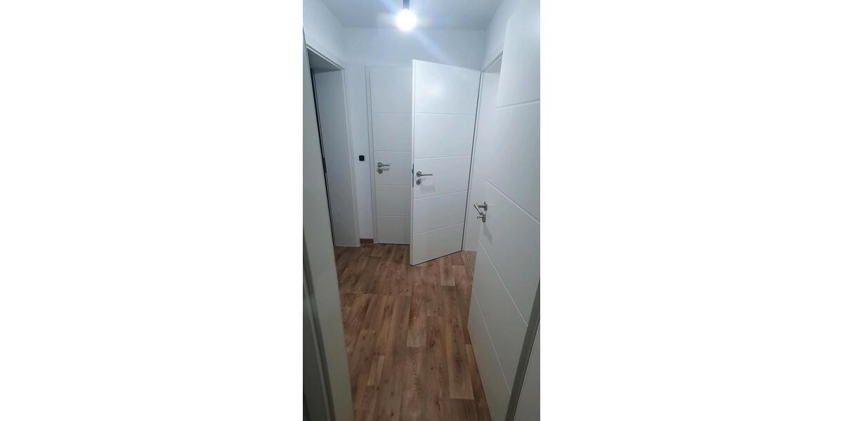 Erdgeschoßwohnung Giengen an der Brenz - 1 Zimmer, 90 m&sup2;, 430&euro; | Angebot:25932424