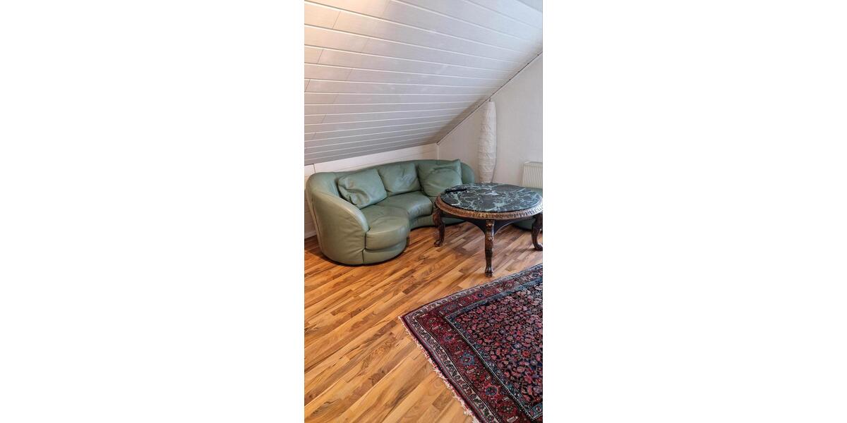 Dachgeschoßwohnung Iggingen - 1 Zimmer, 16 m&sup2;, 300&euro; | Angebot:26040723