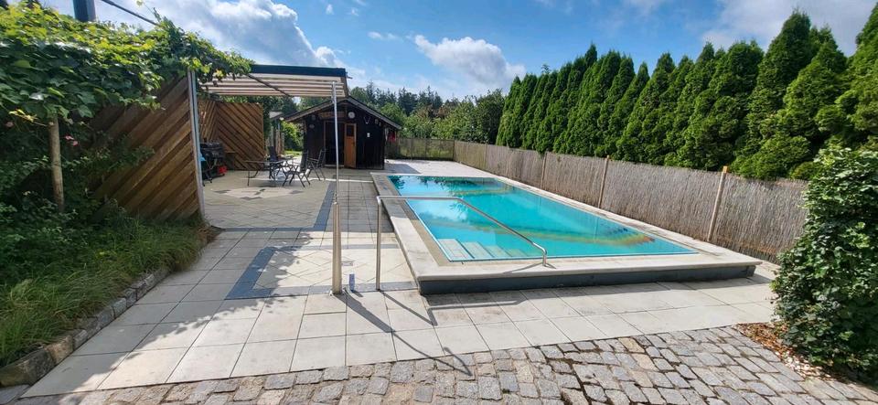 Einfamilienhaus Ellwangen (Jagst) - 12 Zimmer, 320 m&sup2;, 699.000&euro; | Angebot:25991198