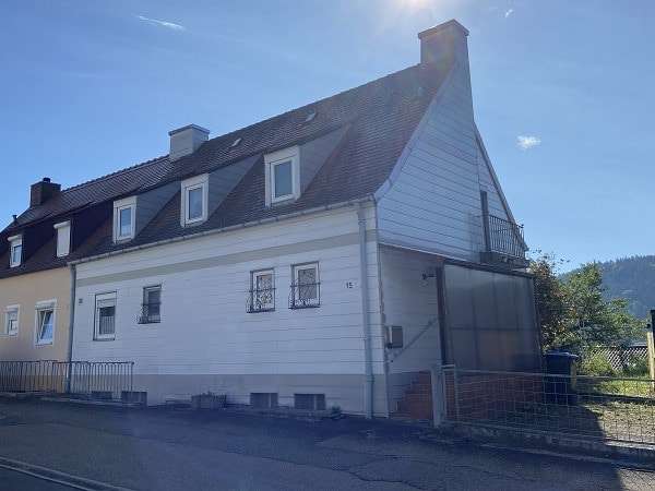 Einfamilienhaus Gaildorf - 5 Zimmer, 135 m&sup2;, 298.000&euro; | Angebot:25194659
