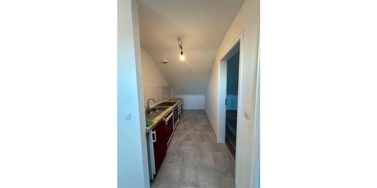 Dachgeschoßwohnung Aalen Dewangen - 3 Zimmer, 71 m&sup2;, 1.050&euro; | Angebot:26636268