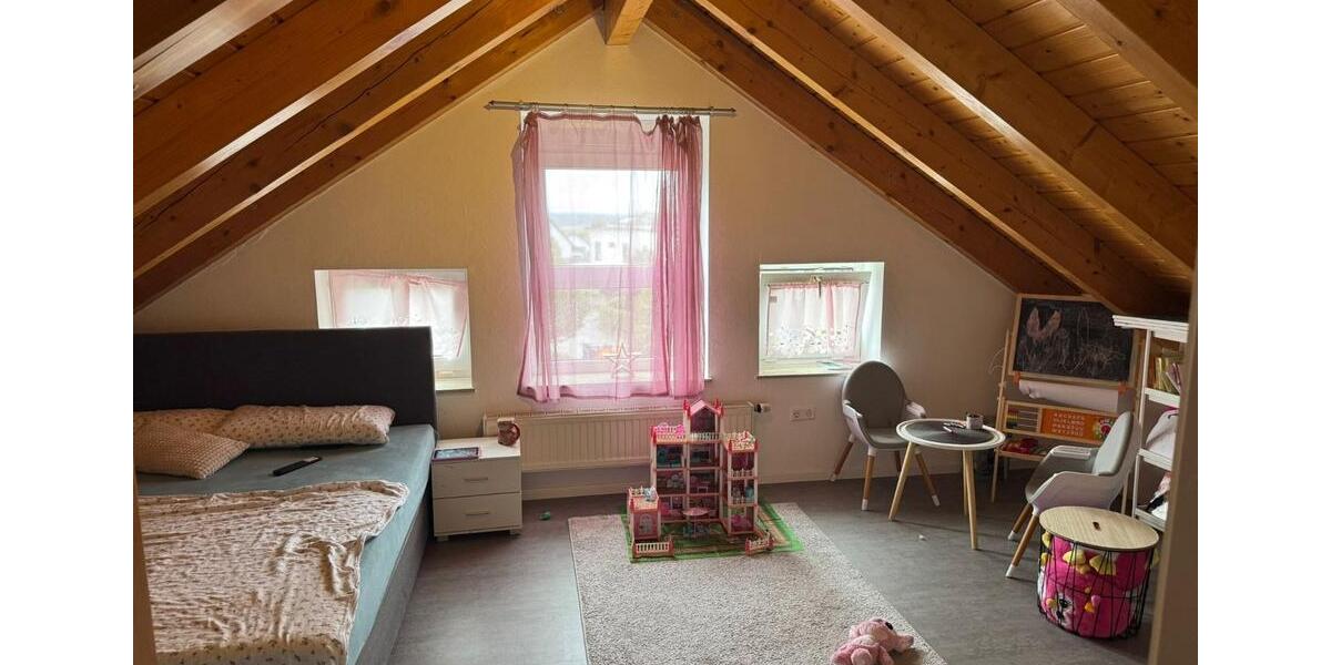 Maisonettenwohnung Neresheim - 4 Zimmer, 85 m&sup2;, 990&euro; | Angebot:25449410