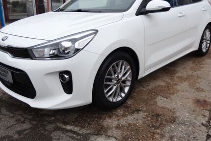 Kia Rio 79.000 km 11.500 &euro; Heidenheim 89520