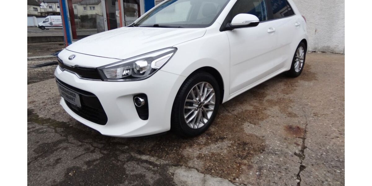Kia Rio 79.000 km 11.500 &euro; Heidenheim 89520