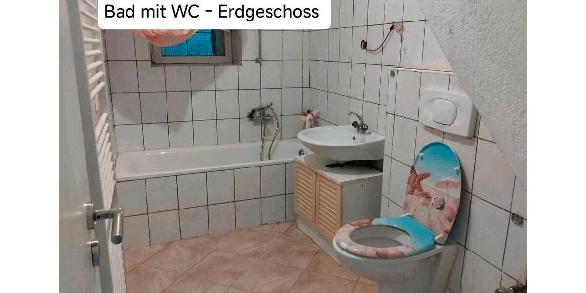 Doppelhaushälfte Bopfingen - 7 Zimmer, 141 m&sup2;, 110.000&euro; | Angebot:17165515